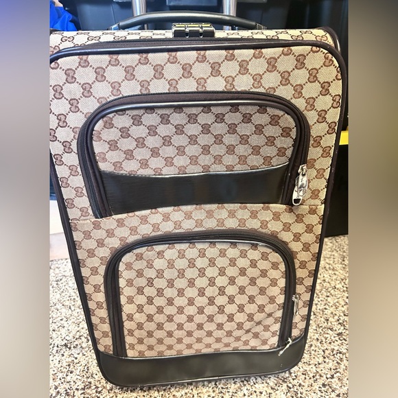 Fashion gucciii - Picture 2 of 6